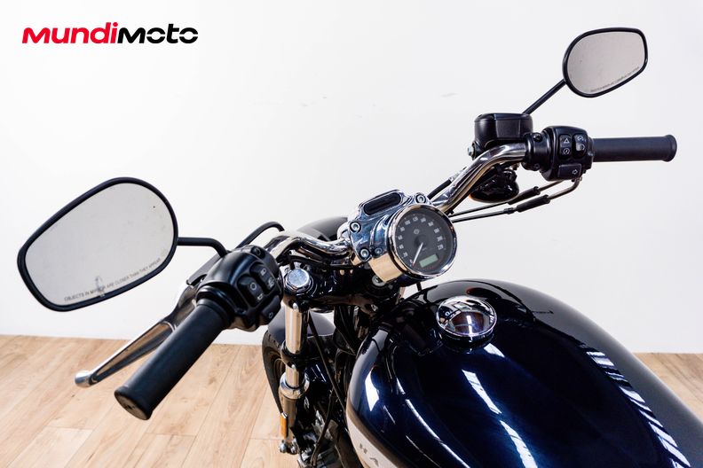 Motorbike image 10