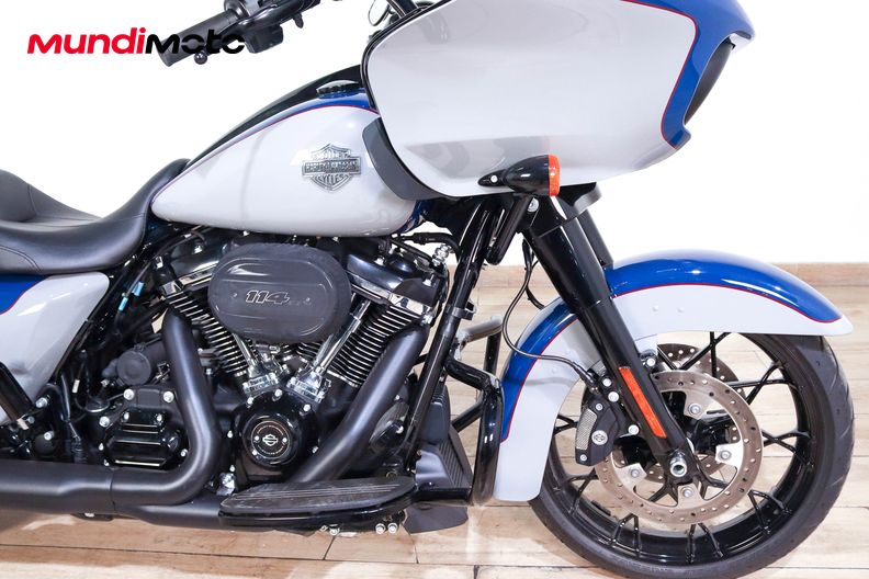 Motorbike image 12