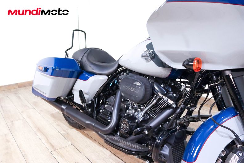 Motorbike image 13