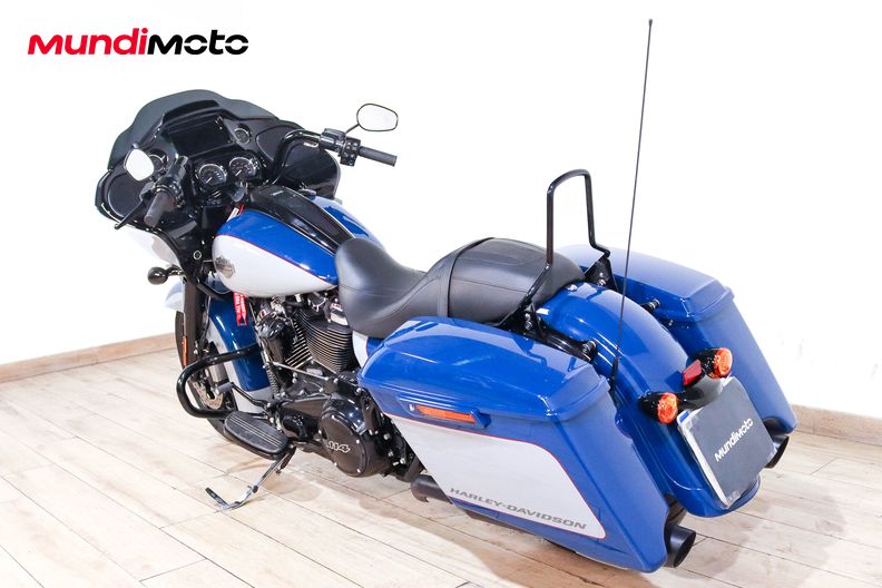 Motorbike image 6