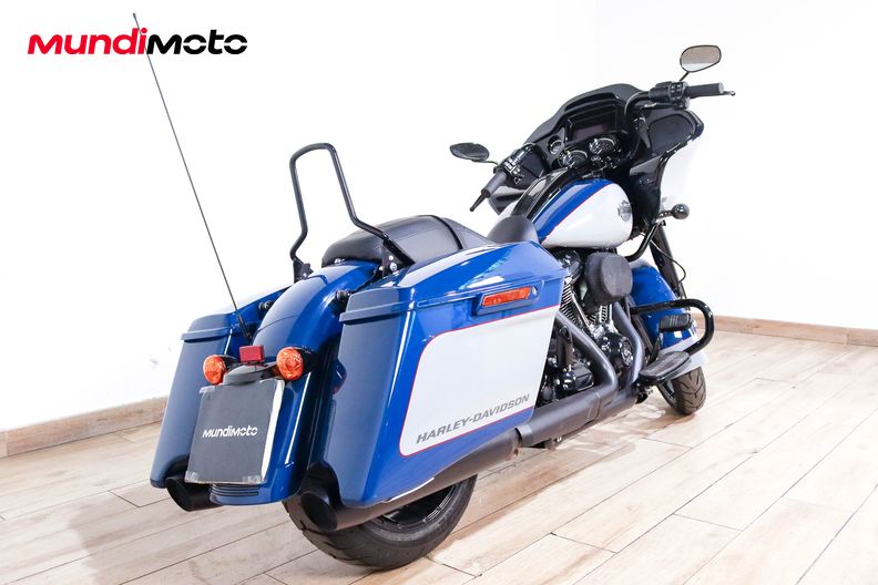 Motorbike image 2