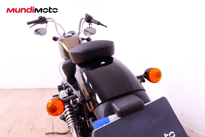 Motorbike image 9