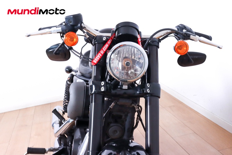 Motorbike image 4