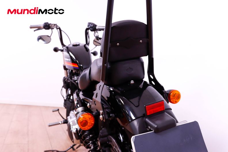Motorbike image 9