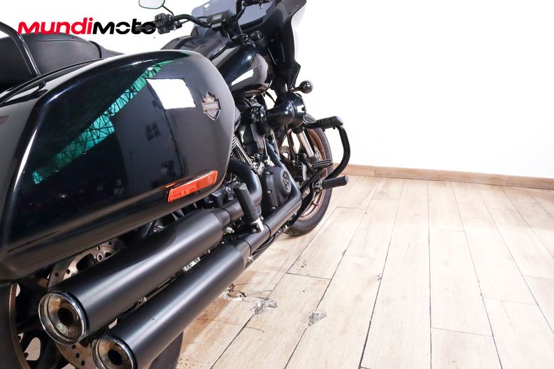 Motorbike image 3