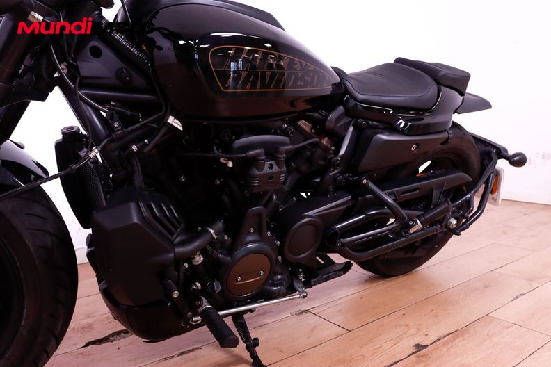 Motorbike image 8