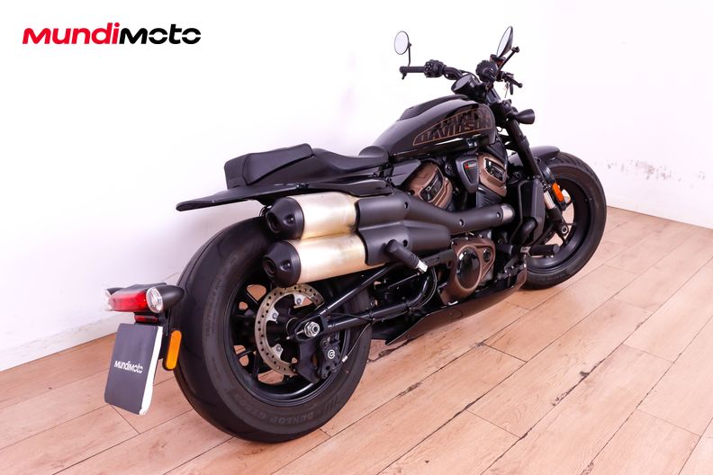 Motorbike image 2