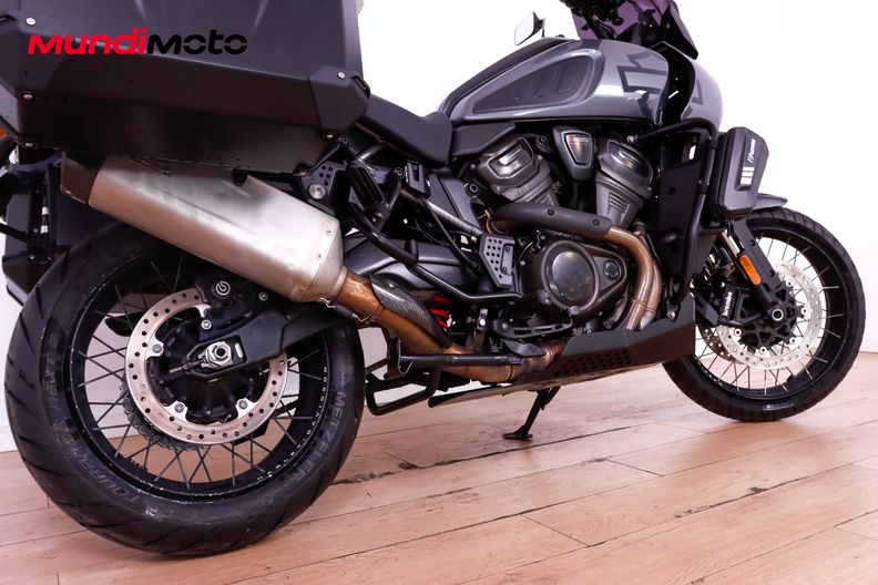 Motorbike image 12
