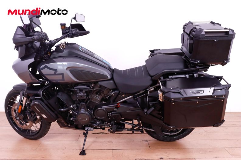 Motorbike image 5