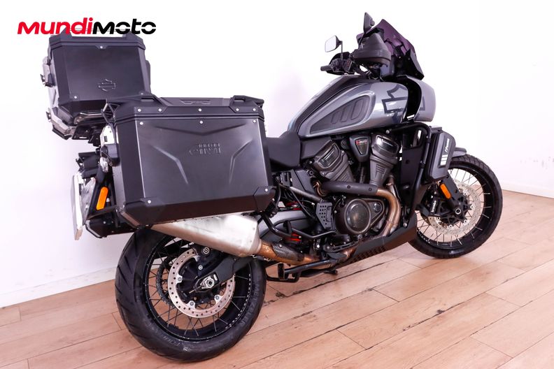 Motorbike image 2