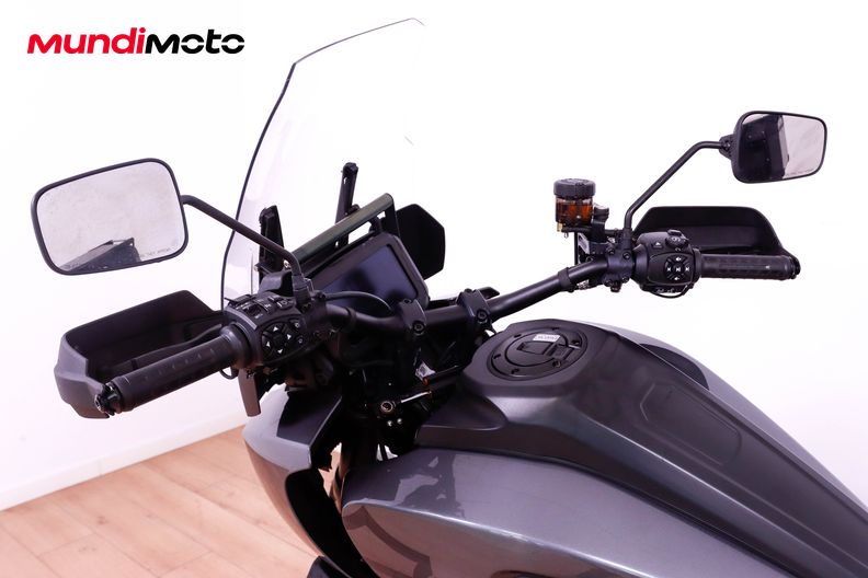 Motorbike image 10