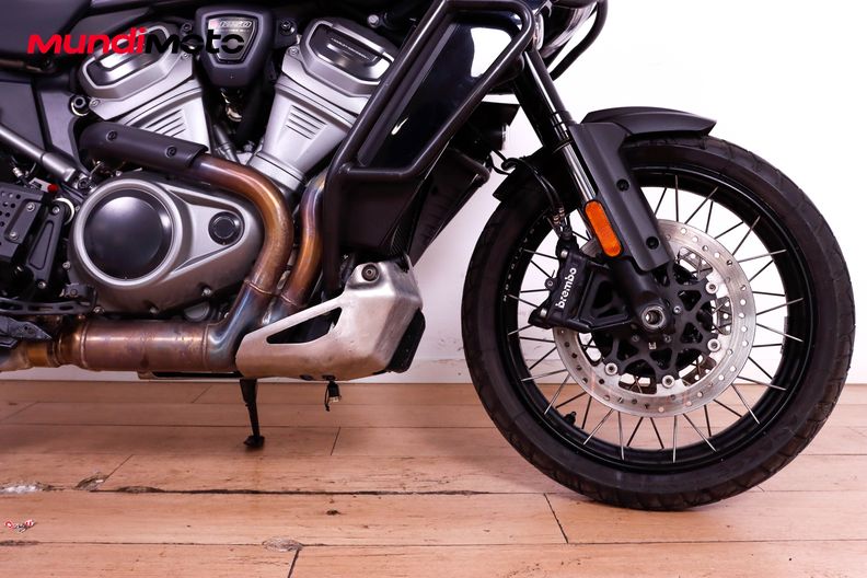Motorbike image 13