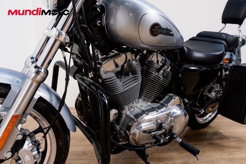 Motorbike image 9