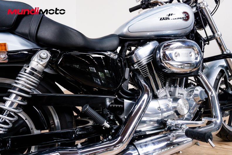 Motorbike image 3