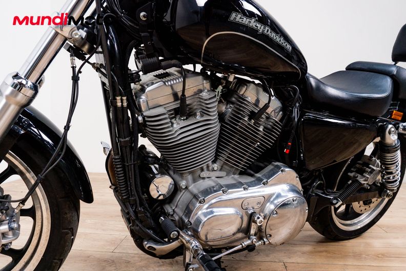 Motorbike image 9