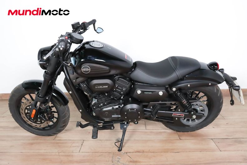 Motorbike image 5