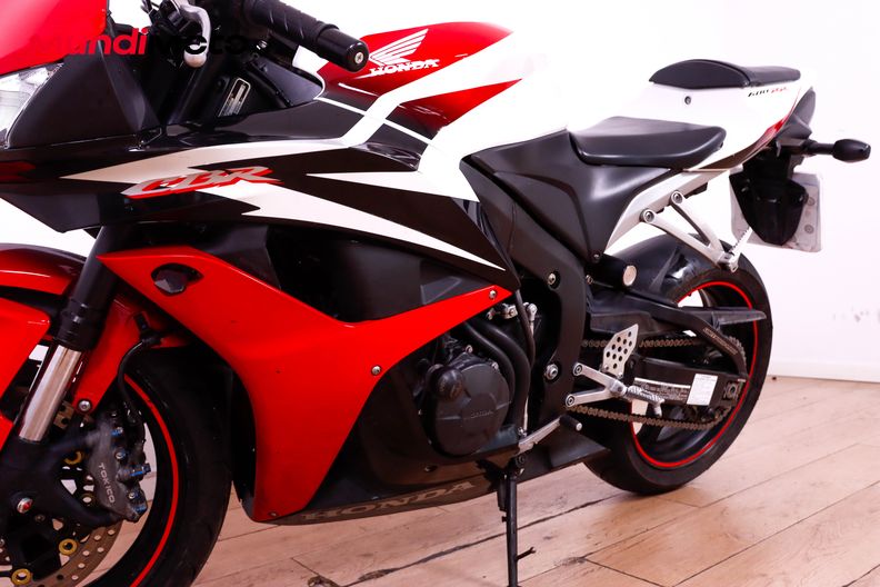 Motorbike image 8
