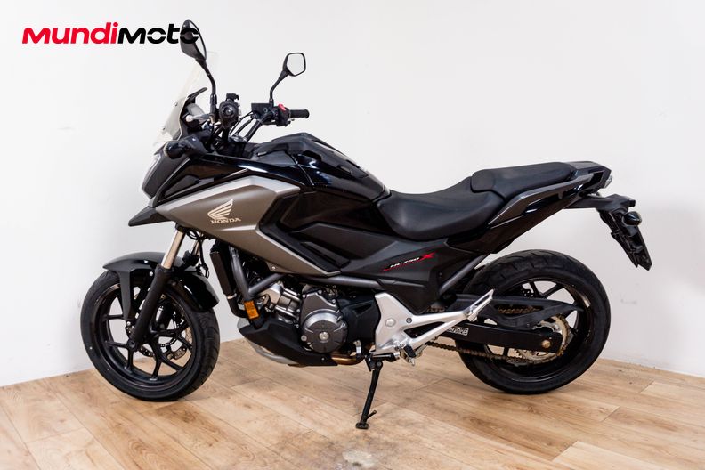 Motorbike image 5