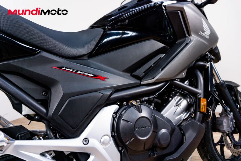 Motorbike image 3