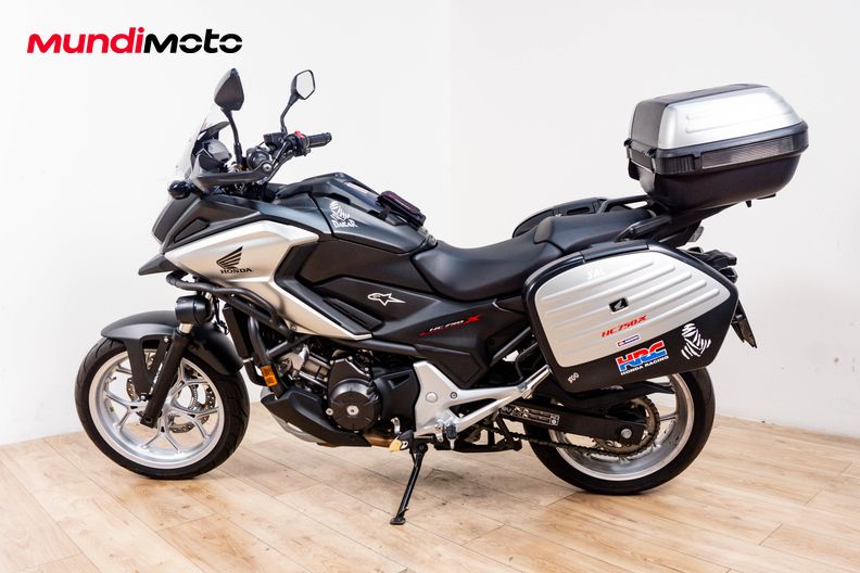 Motorbike image 5