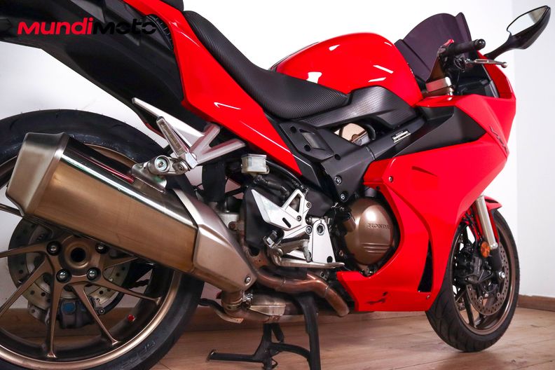 Motorbike image 3
