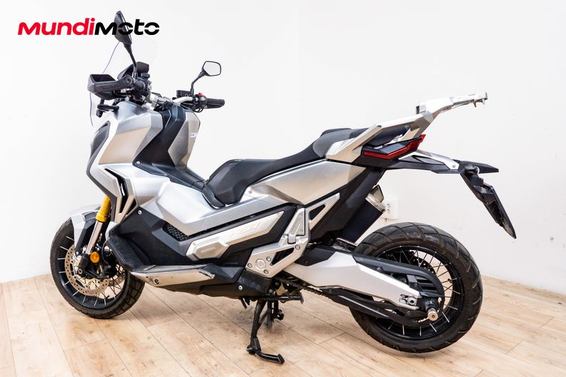 Motorbike image 7