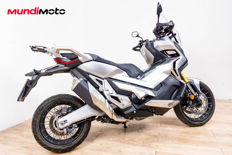 Motorbike image 2