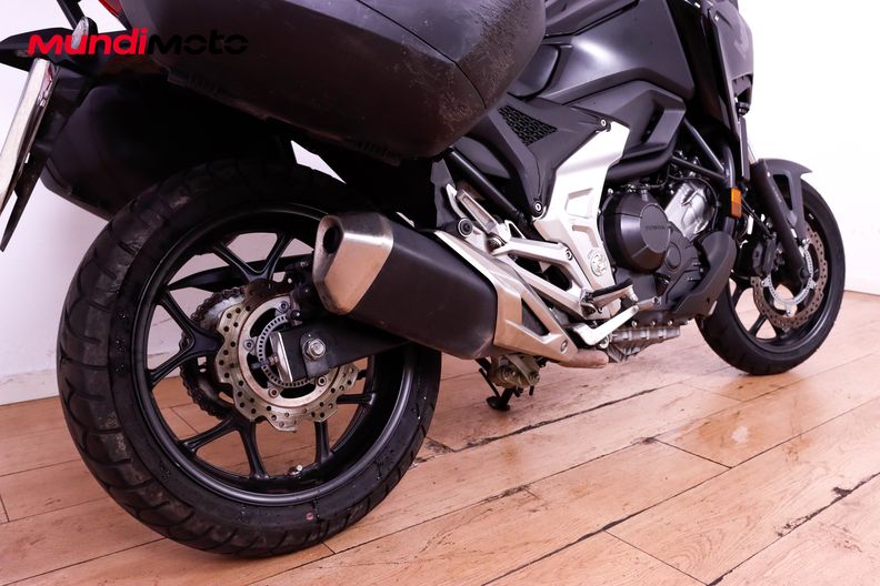Motorbike image 3