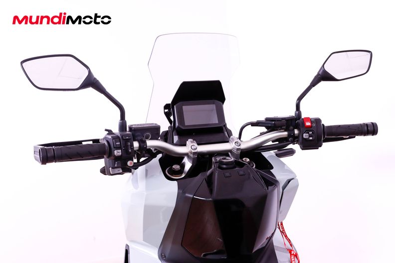 Motorbike image 10