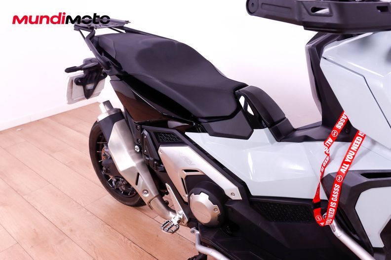 Motorbike image 14