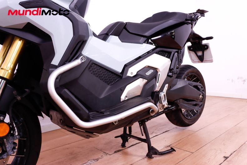Motorbike image 8