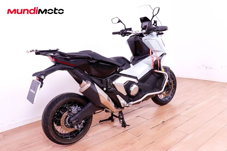Motorbike image 2