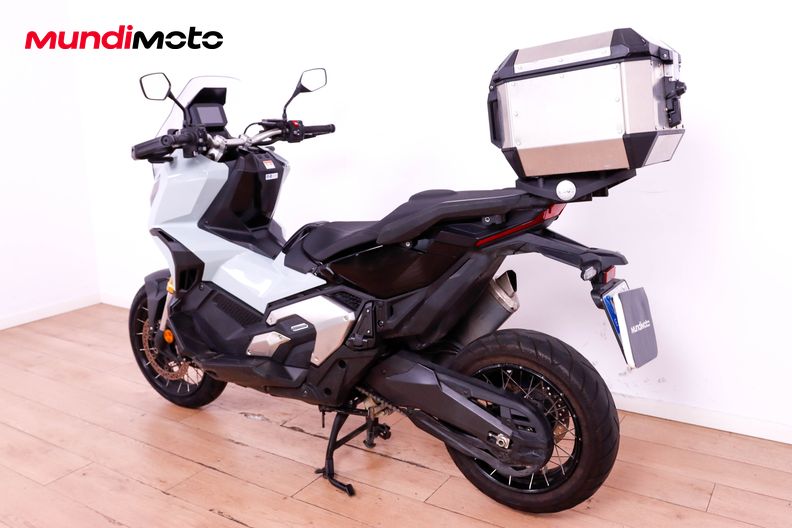 Motorbike image 6
