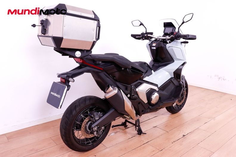 Motorbike image 2