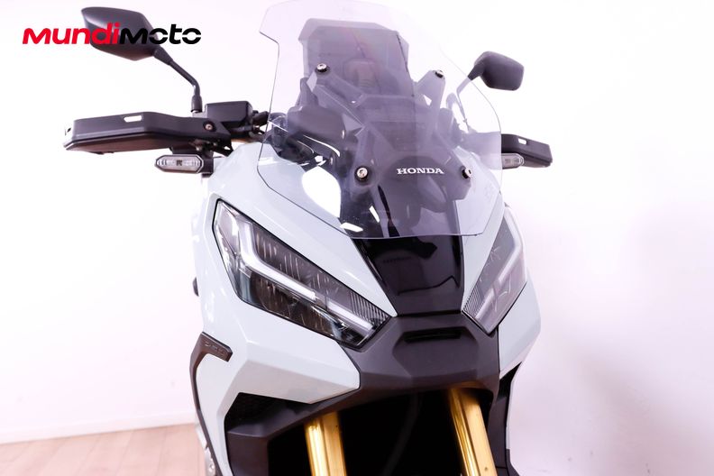 Motorbike image 4