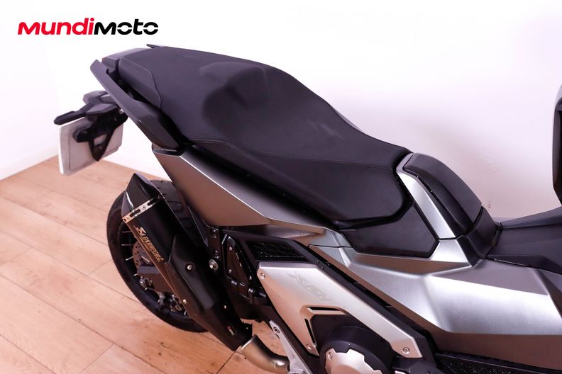 Motorbike image 12