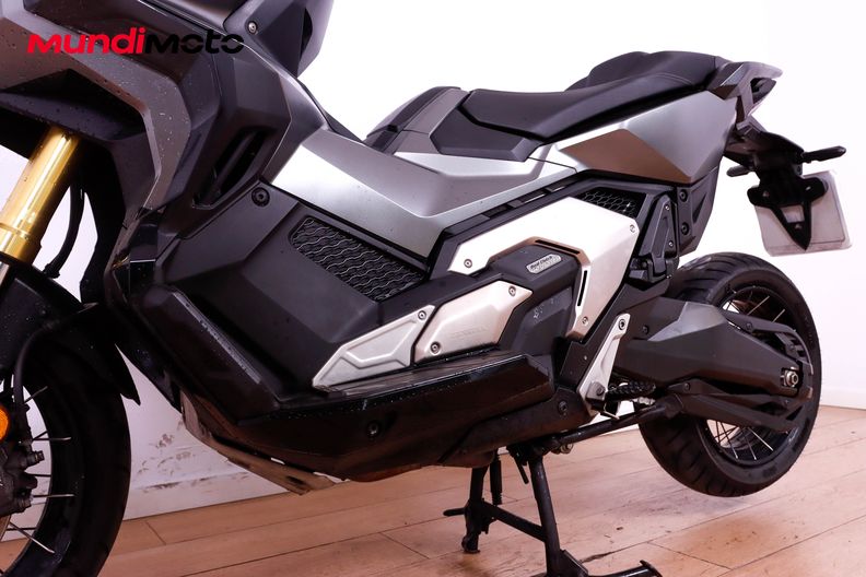 Motorbike image 8