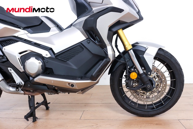 Motorbike image 13
