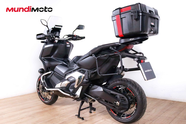 Motorbike image 6