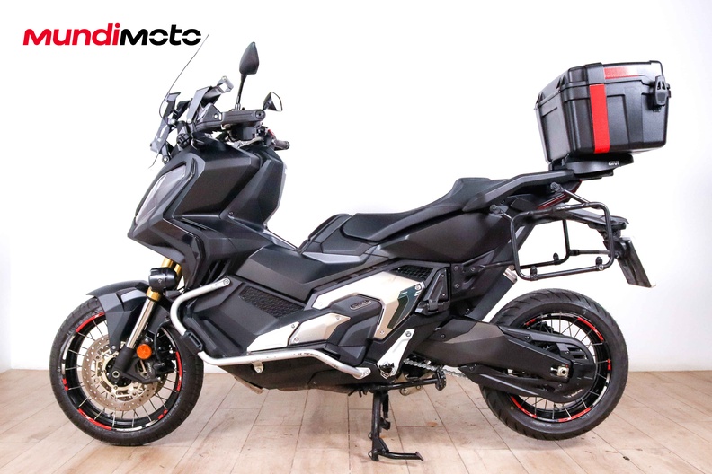 Motorbike image 5