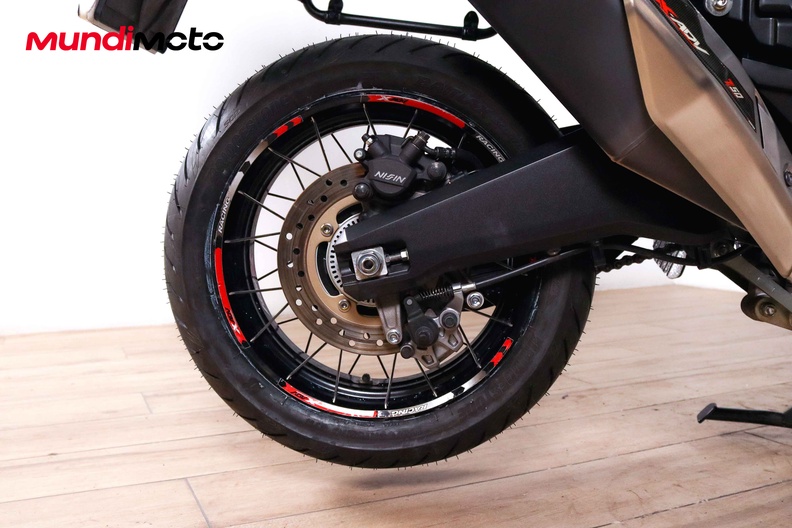 Motorbike image 3
