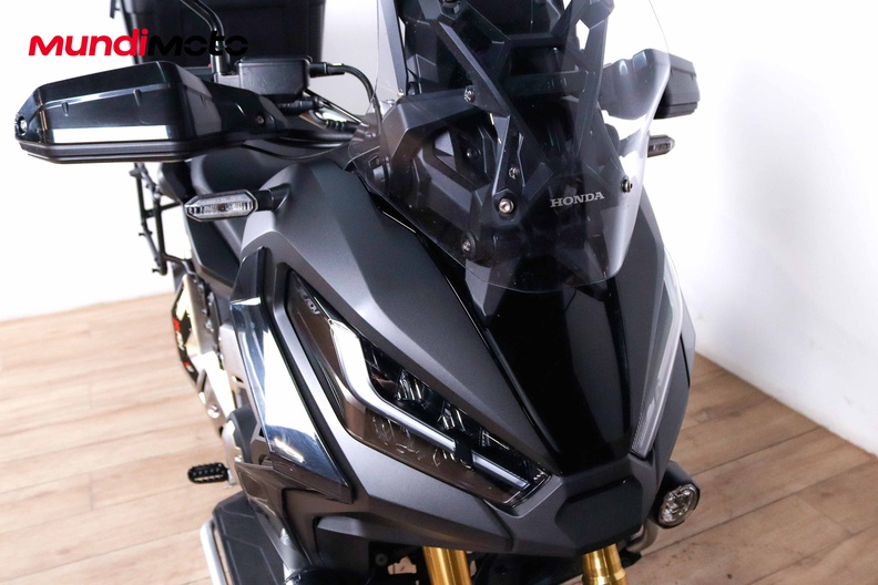 Motorbike image 4
