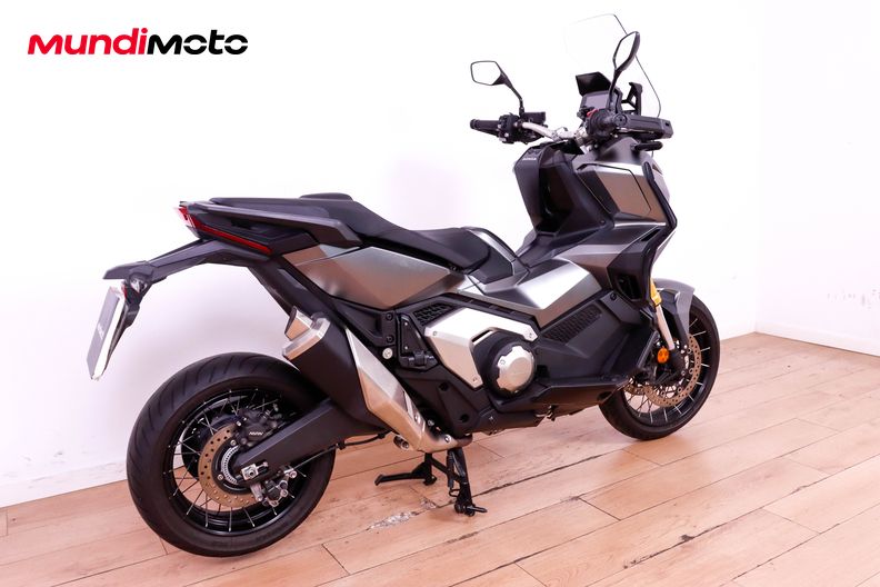 Motorbike image 2