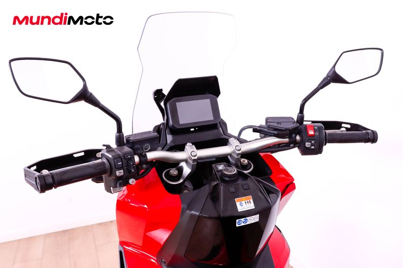 Motorbike image 10