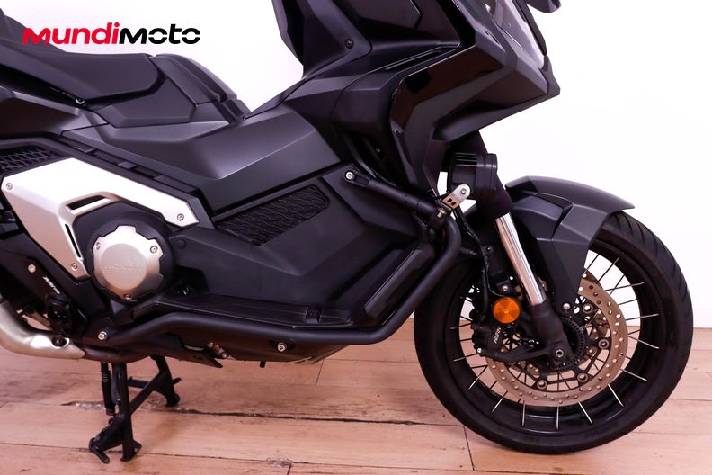 Motorbike image 12