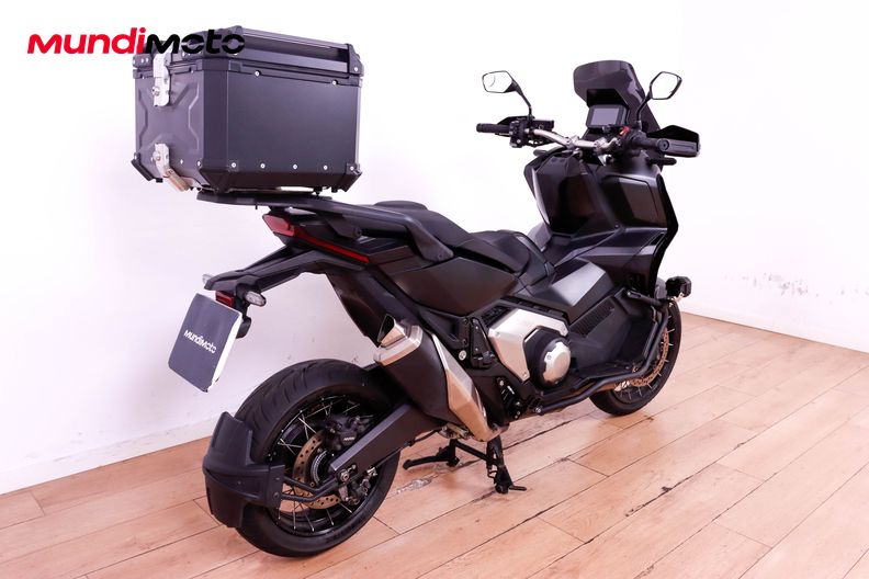 Motorbike image 2