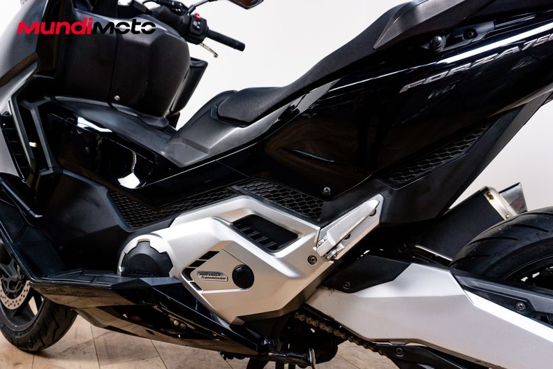 Motorbike image 8