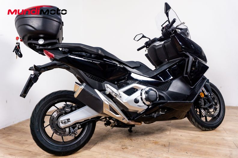 Motorbike image 2