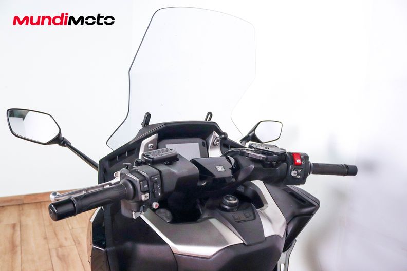 Motorbike image 10