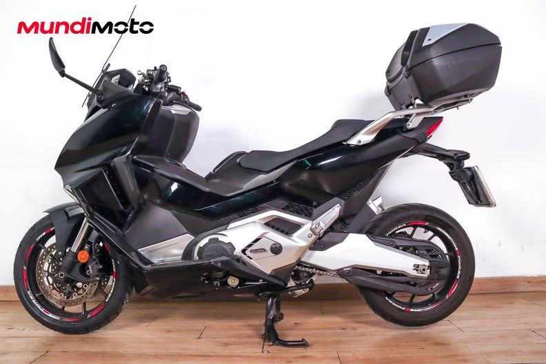 Motorbike image 5